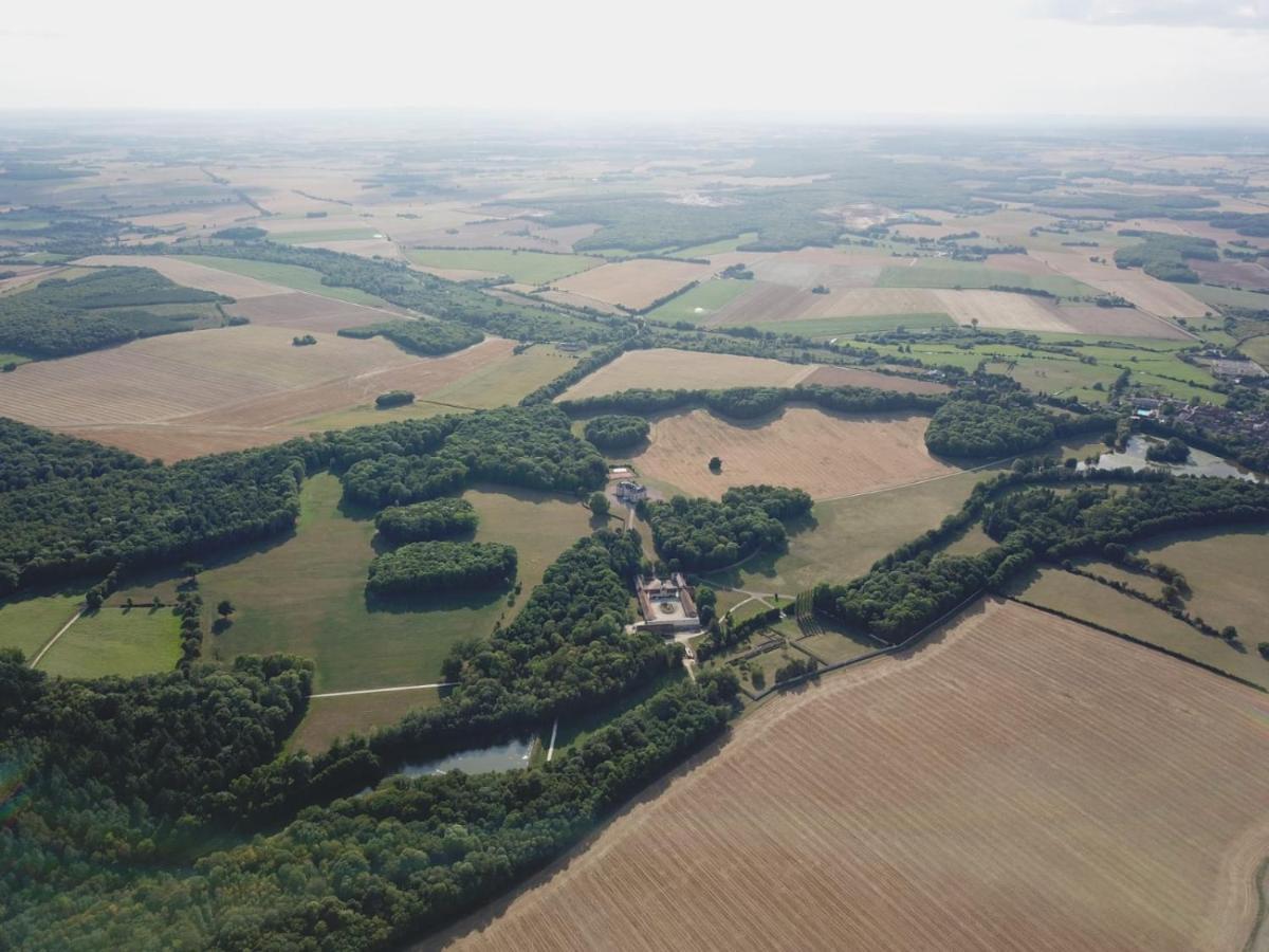 Willa La Maison Des Tilleuls Entrains-sur-Nohain Zewnętrze zdjęcie